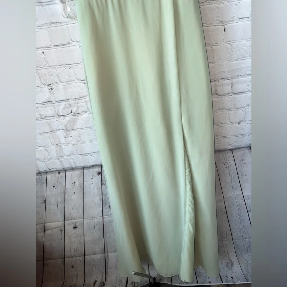 Azazie light green polyester formal long dress size M - Picture 7 of 14